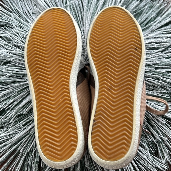 Burberry London Brown-Tan Leather Canvas 
Sneakers - Picture 11 of 12